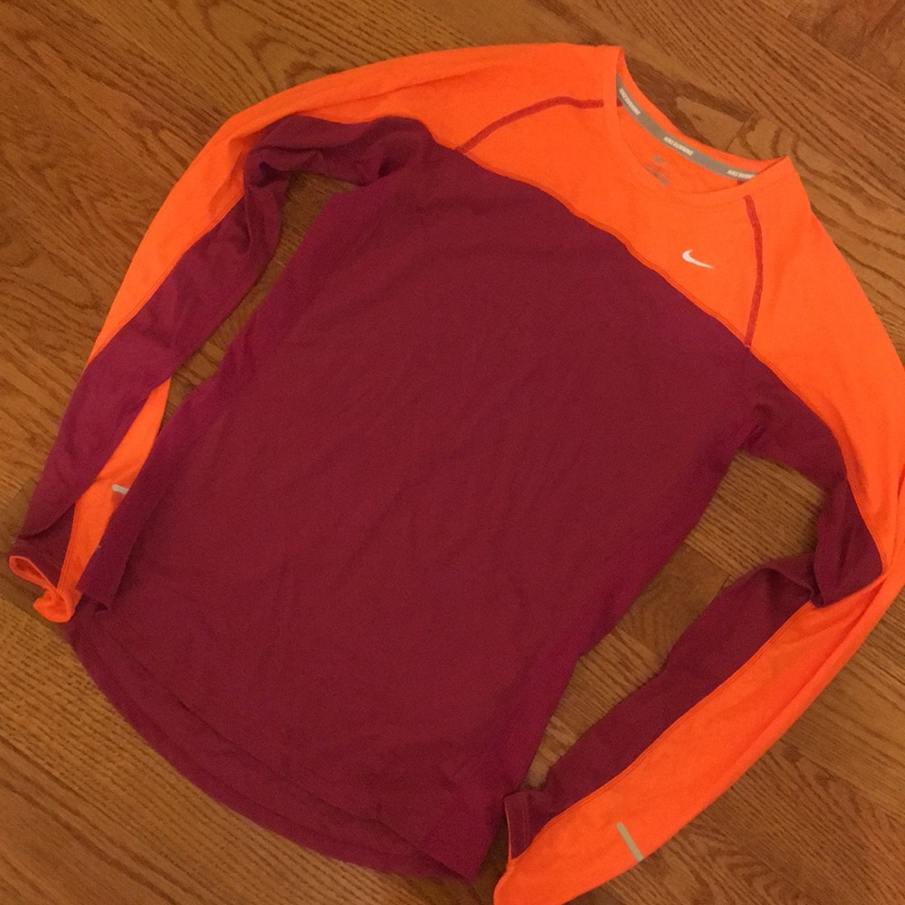 Athletic top - Nike